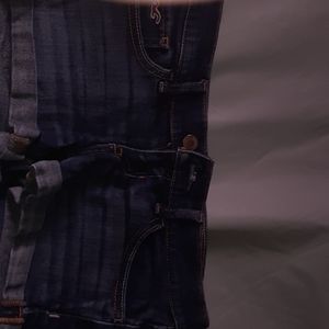 💖Holister dark blue Jean shorts💖